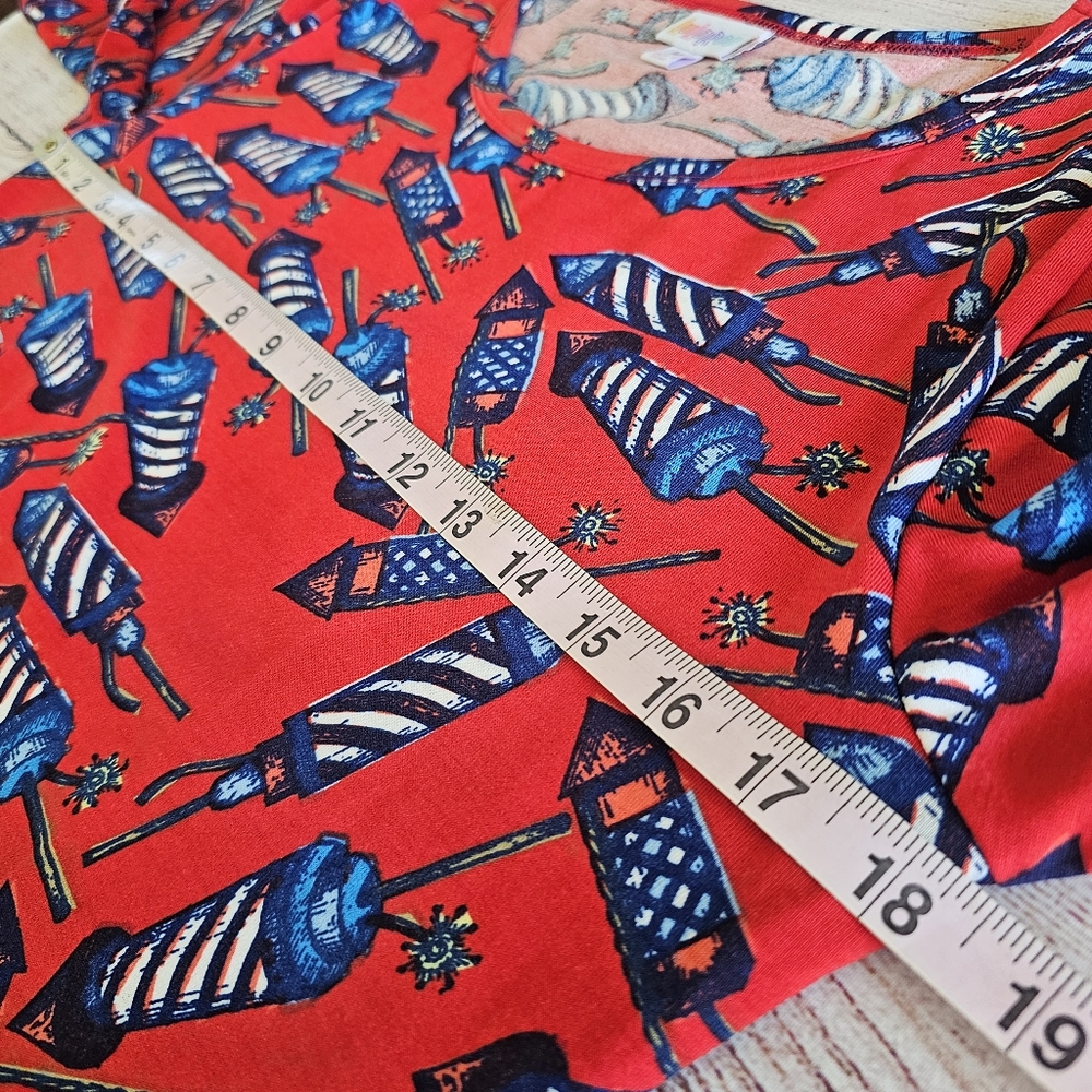Like New LuLaRoe Patriotic Firecracker Dress Size Medium - Picture 10 of 11